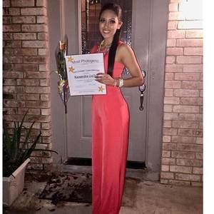 Meet your Posher, Kassandra